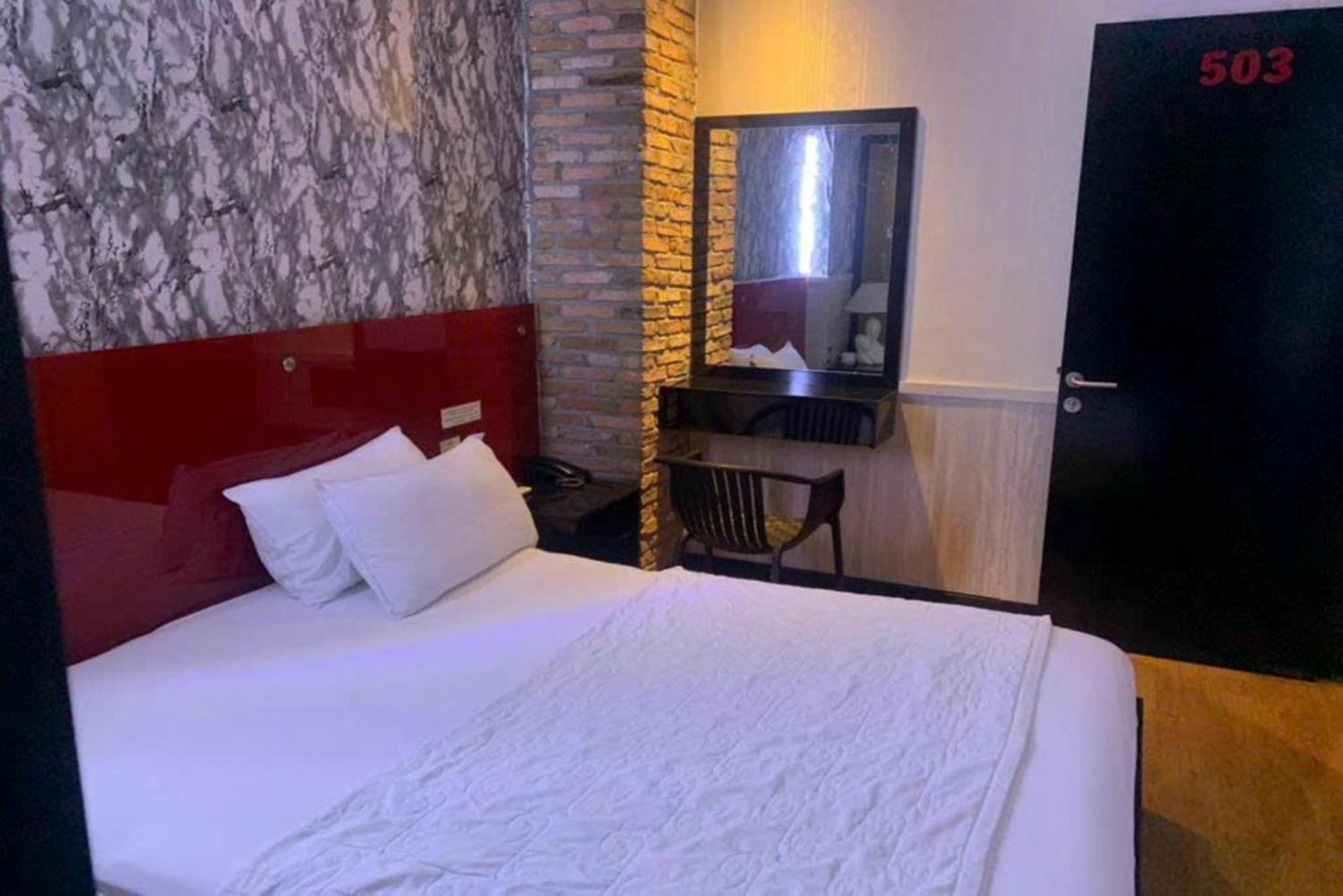 Gia Huyen Hotel Ho Chi Minh-staden Exteriör bild