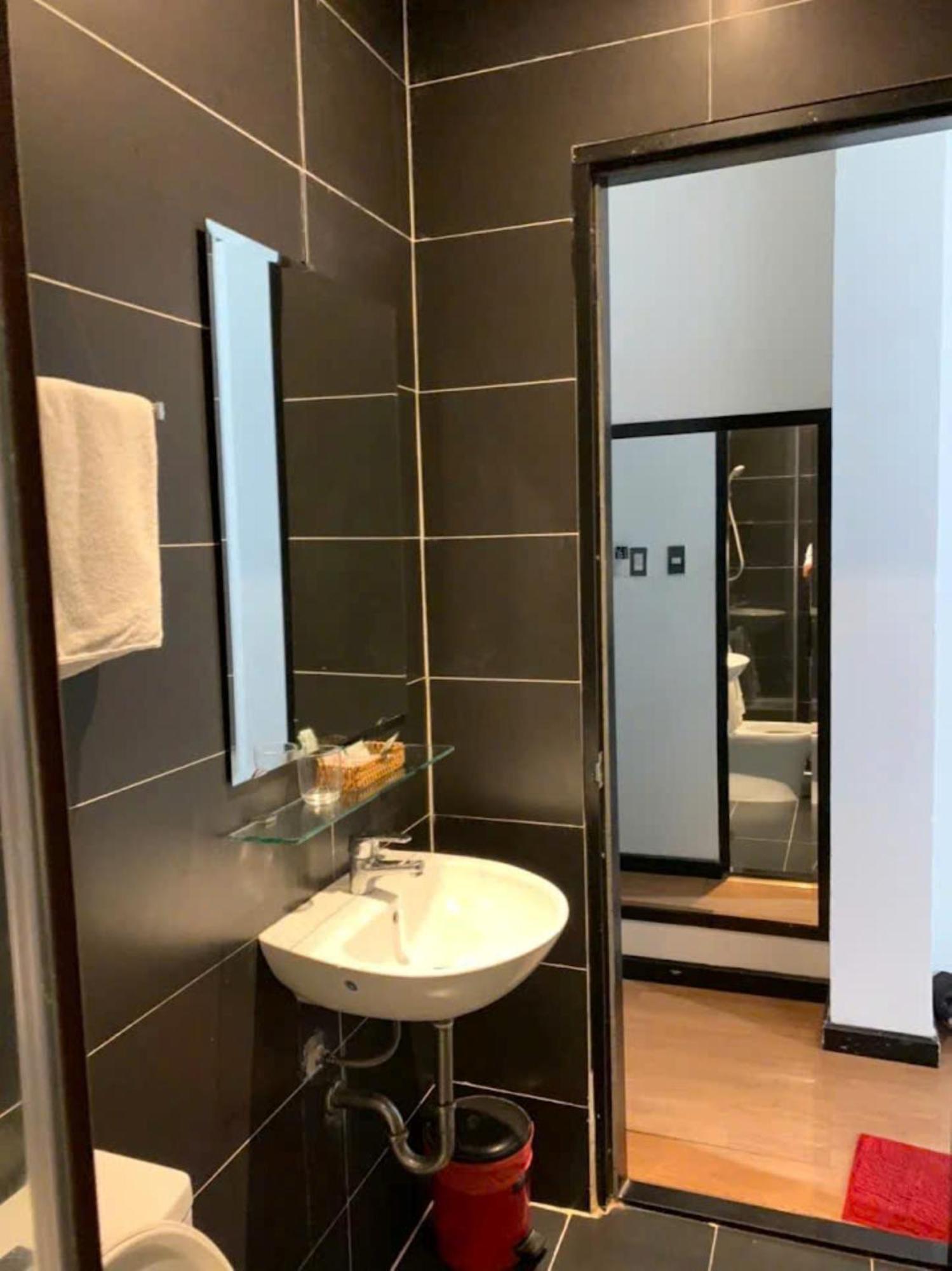 Gia Huyen Hotel Ho Chi Minh-staden Exteriör bild